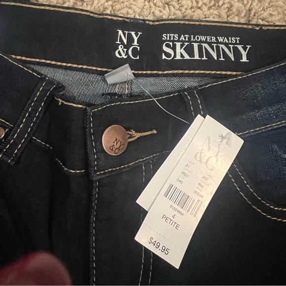 New York & Co. Skinny Jeans Size 4 Petite NWT - Picture 4 of 5